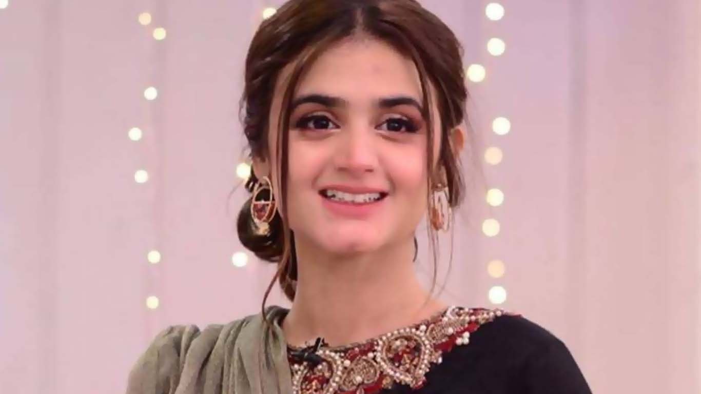 حرا مانی کی بغیر میک اپ تصاویر وائرل