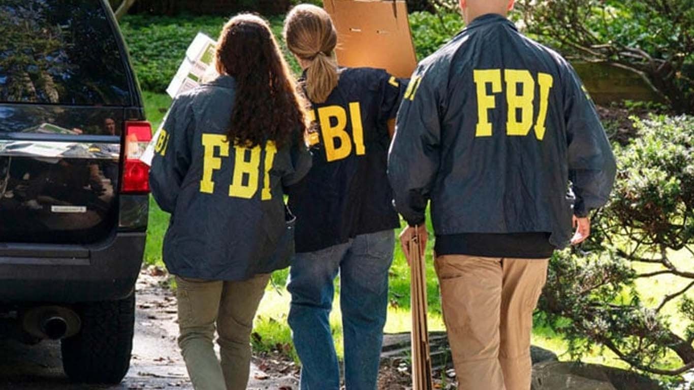 ایف بی آئی کی واشنگٹن اور سان ڈیاگو میں متعدد گھروں کی تلاشی