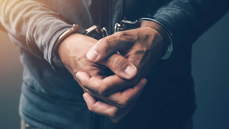 اراکین اسمبلی کو اقوام متحدہ کا نمائندہ بن کر لوٹنے والا ملزم گرفتار