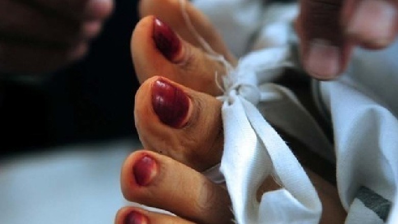 ایک ماہ سے لاپتہ خاتون کی لاش گھر سے برآمد، پراسرار واردات کے قاتلوں کا سراغ کیسے ملا؟