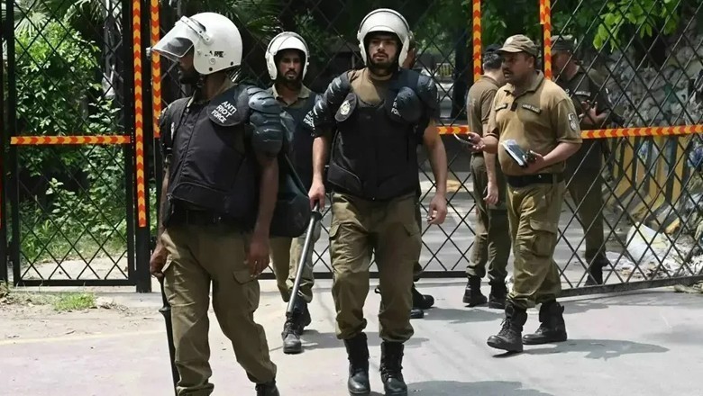 سی سی ڈی کی کارروائی، ساتھیوں کی فائرنگ سے 5 منشیات فروش ہلاک