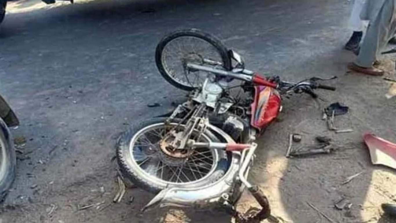 کراچی، نامعلوم گاڑی کی ٹکر سے موٹرسائیکل سوار جاں بحق
