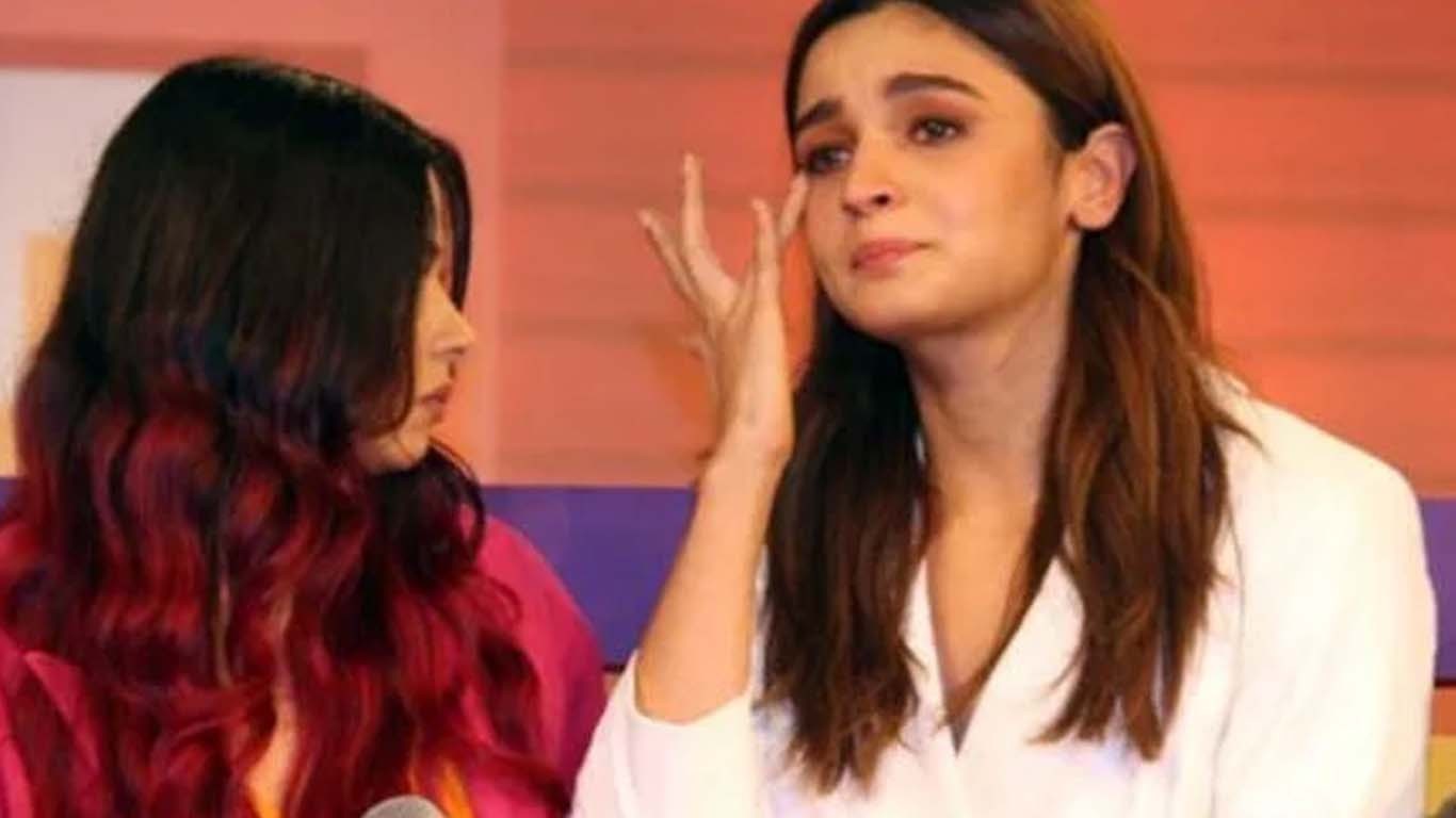 عالیہ بھٹ دردناک واقعے پر آبدیدہ ہوگئیں، امیتابھ بچن نے کیا بتایا؟