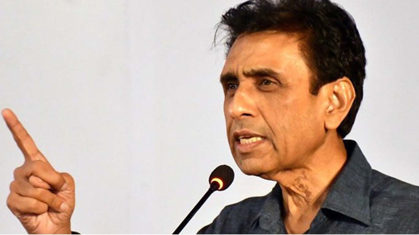 دہشتگردوں کا خواتین اور بچوں کو استعمال کرنا شرمناک ہے، خالد مقبول صدیقی