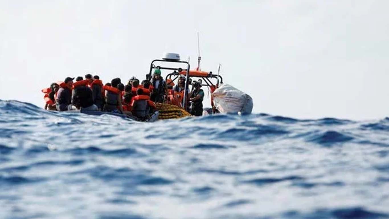لیبیا کے قریب تارکینِ وطن کی کشتی ڈوب گئی، 55 افراد ہلاک