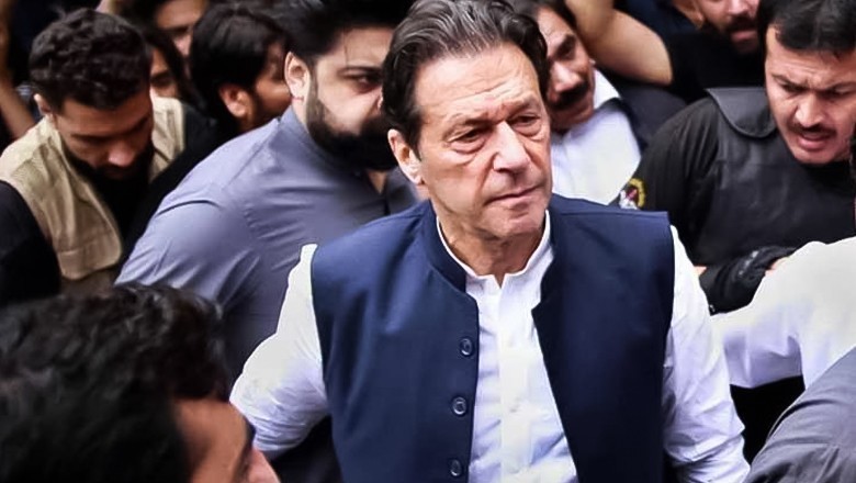 سپریم کورٹ نے عمران خان سے فوری ملاقات کی درخواست مسترد کردی