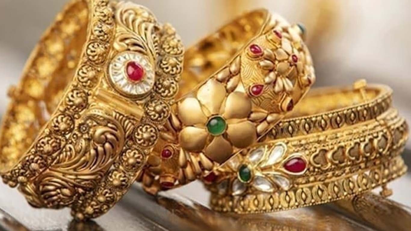 سونے کی قیمت میں آج معمولی اضافہ ہوگیا