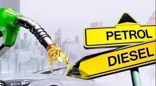 حکومت نے رمضان سے قبل عوام پر پیٹرول بم گرا دیا