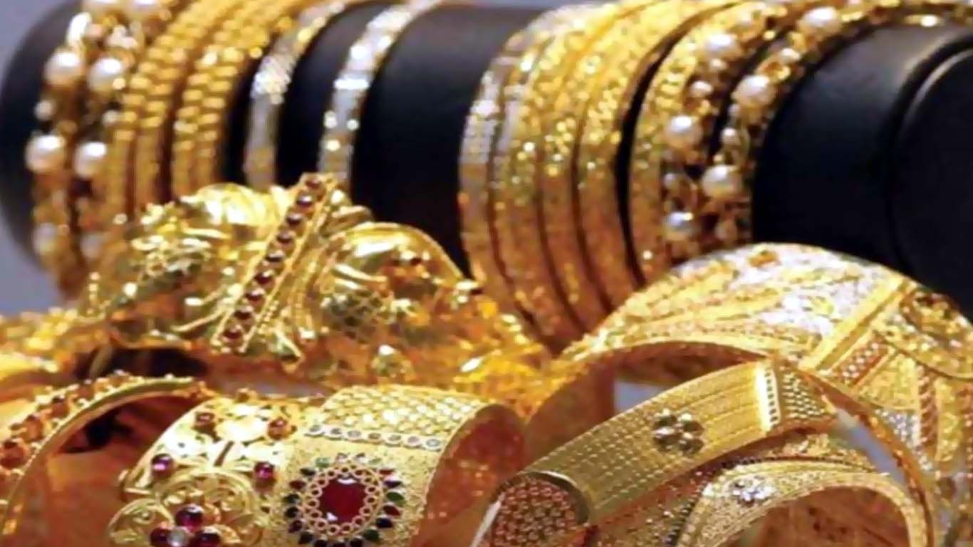 پاکستان میں سونے کی قیمت میں پھر بڑی کمی