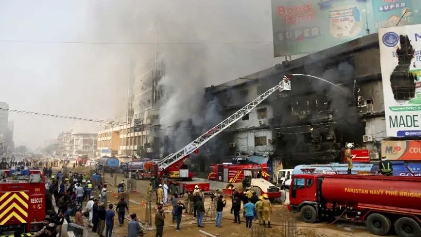 سانحہ گل پلازہ: کمیشن نے بچ نکلنے والے 6 افراد کو25 فروری کو طلب کرلیا