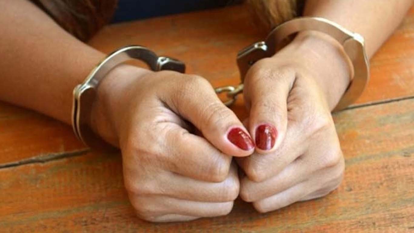 کراچی: سعودیہ میں غیر اخلاقی سرگرمیوں میں ملوث خاتون ڈی پورٹ کے بعد گرفتار