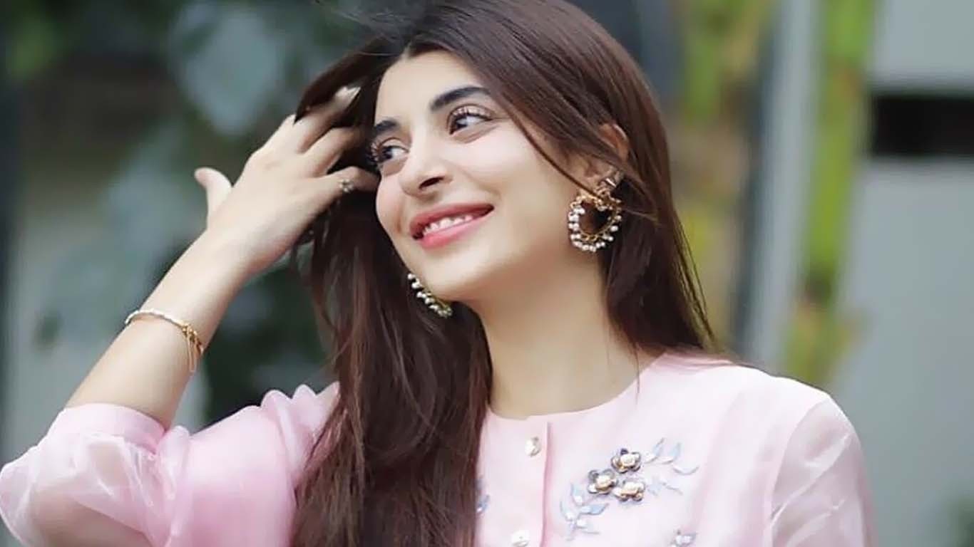 اداکارہ عروہ کا حسین کو ہوکین لکھنے پر مفتی صاحب کا موقف سامنے آگیا