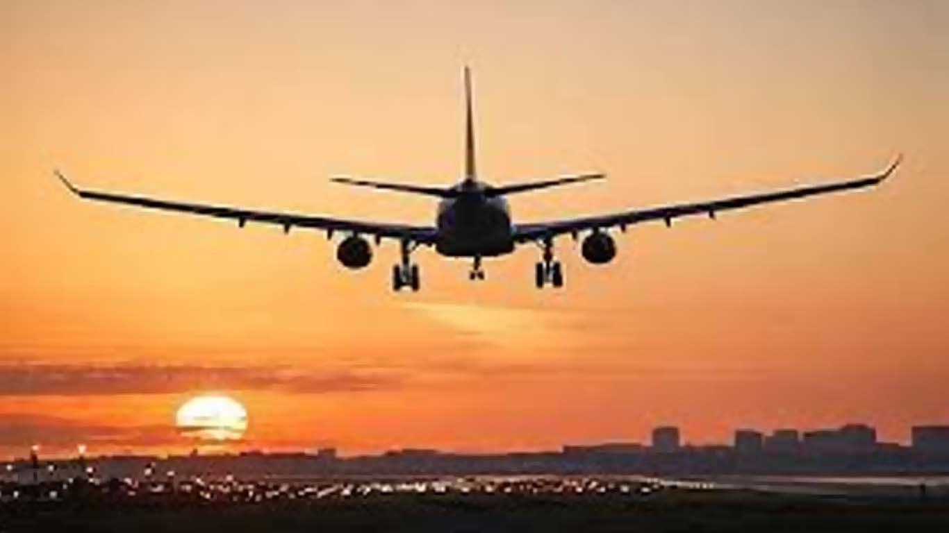 ایران پر اسرائیلی و امریکی بربریت، ملک بھر سے سینکڑوں پروازیں منسوخ