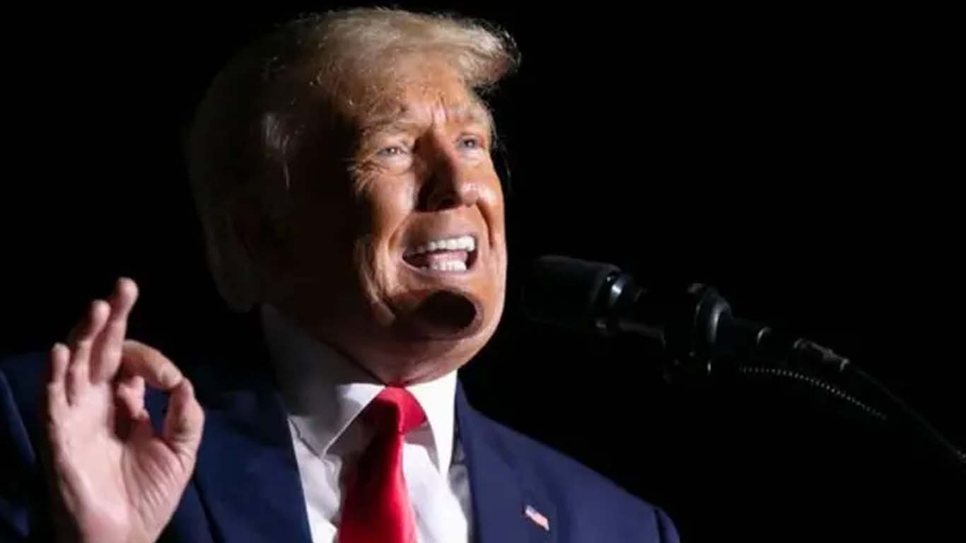 ٹرمپ کو اپنی جان کا خطرہ لاحق، خصوصی دعا کروائی