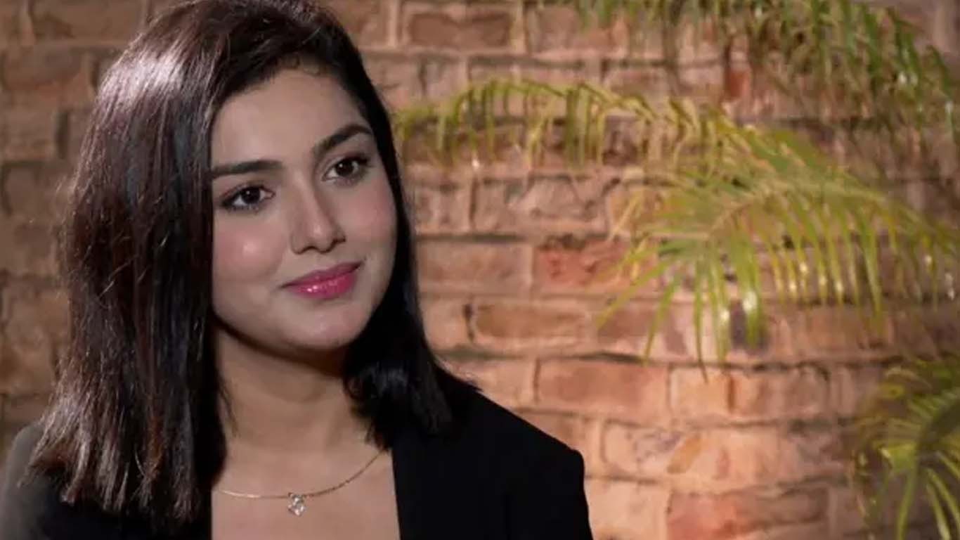 طوبی انور نے شوبز انڈسٹری میں انٹری کیسے دی؟ پہلی بار لب کشائی