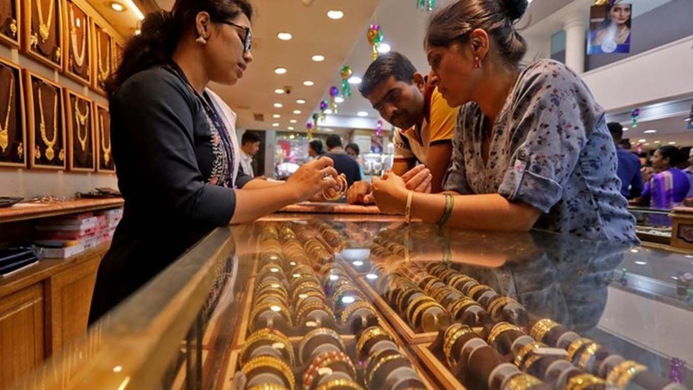 فی تولہ سونے اور چاندی کی قیمتوں میں واضح اضافہ ریکارڈ