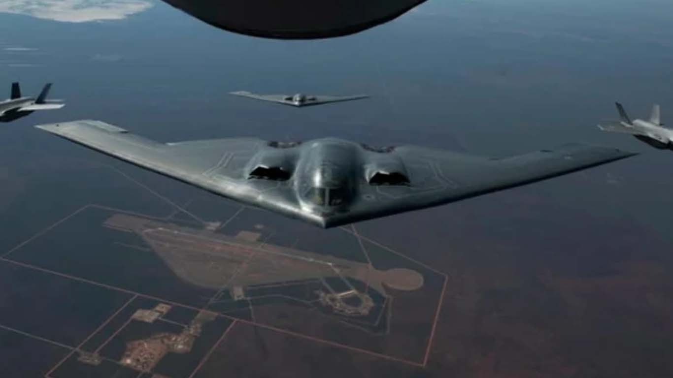 امریکی بی ٹو بمبار طیاروں کا ایران پر مزید حملوں کیلیے مشن کا آغاز