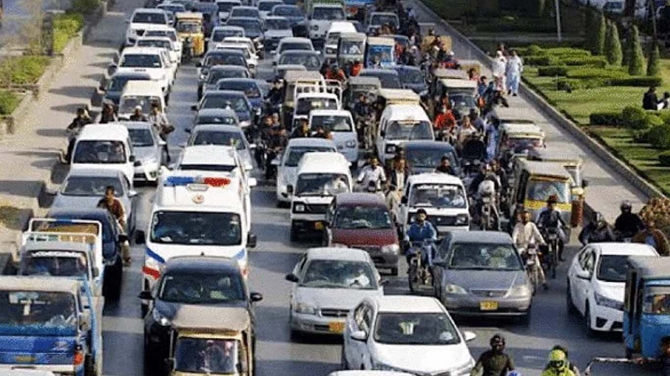 کراچی، بلیک لسٹ کی گئی گاڑیوں کے خلاف عید کے بعد سخت کارروائی کا اعلان
