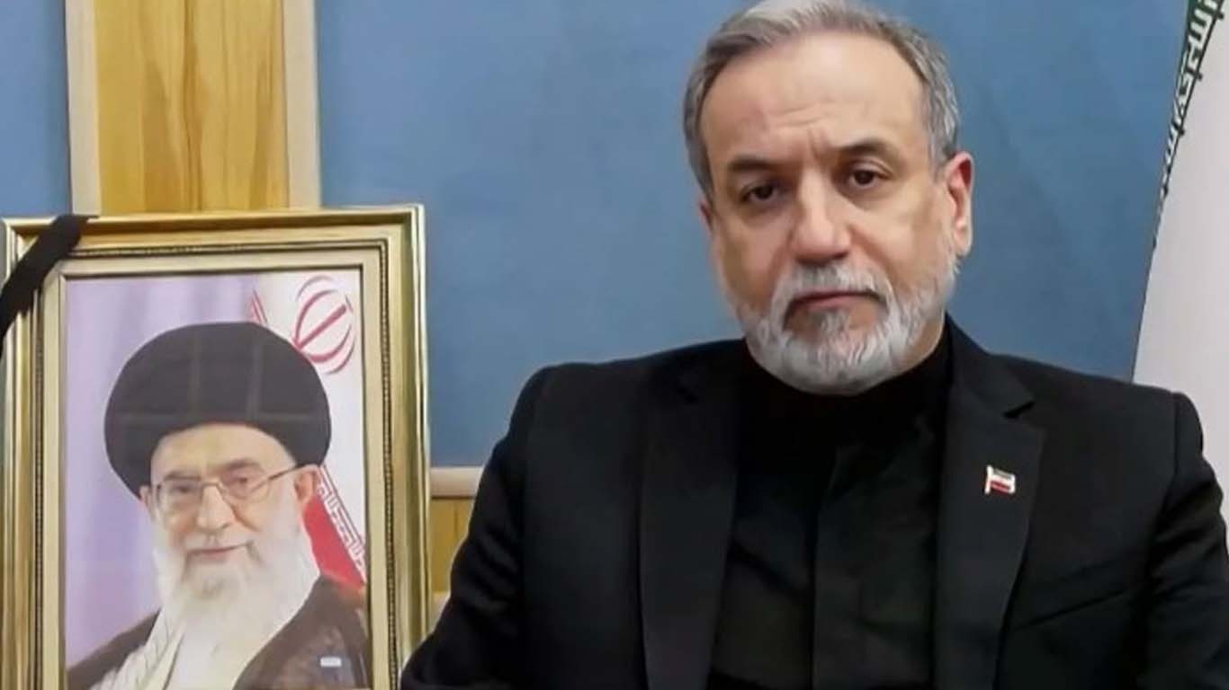 خلیجی ممالک میں شہری علاقوں کو امریکی فوجیوں کی وجہ سے نشانہ بنایا، عراقچی