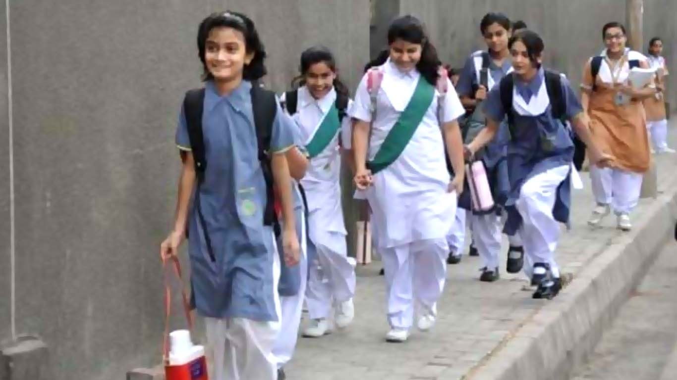 کراچی سمیت سندھ بھر میں تعلیمی اداروں کی تعطیلات میں توسیع