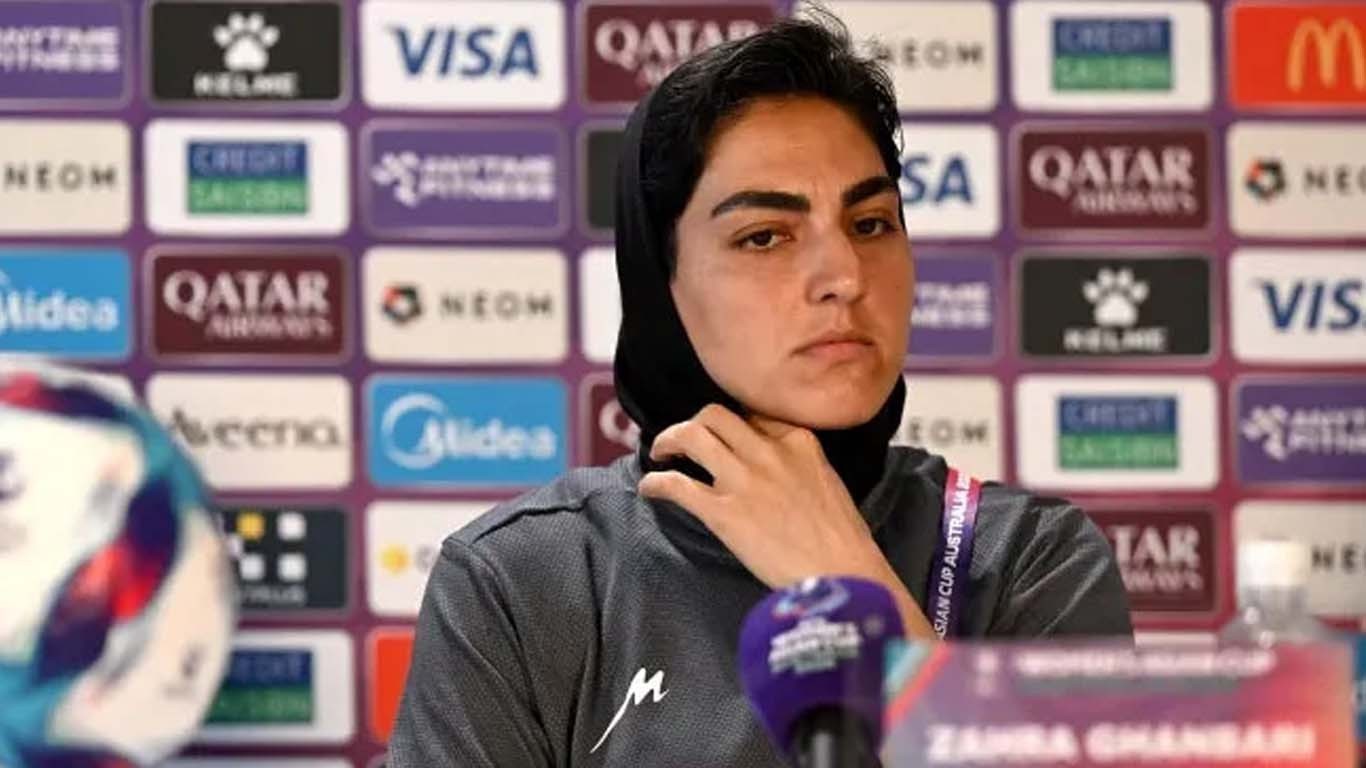ایران نے فٹبال ٹیم کی کپتان کے منجمند اثاثے بحال کر دئیے