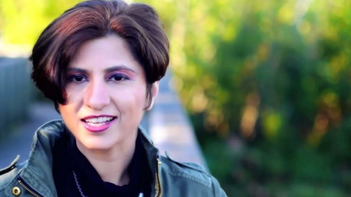 امریکی گلوکارہ سبرینا کارپینٹر نے معافی مانگ لی