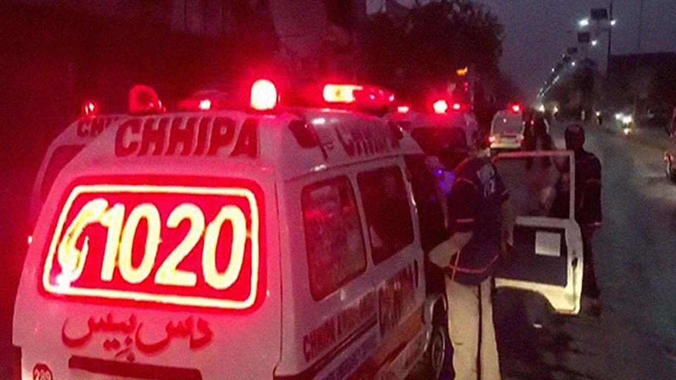 کراچی: 11 ویں منزل سے گر کر کم عمر بچی جان سے گئی