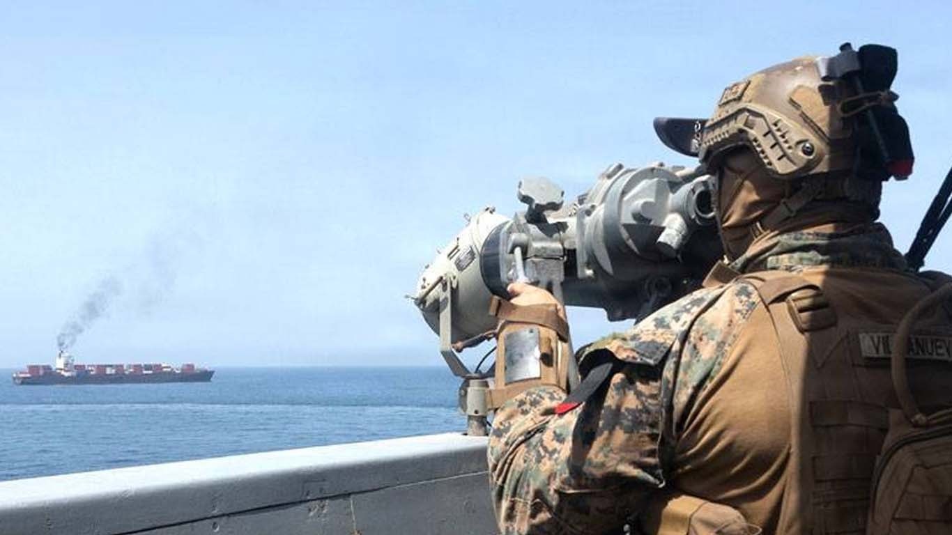 امریکی فوج نے بحیرہ عرب میں ایک اور مشکوک جہاز روک لیا