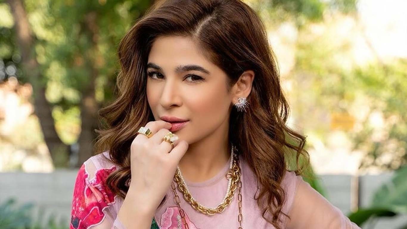 عائشہ عمر کا فلم دھریندر سے متعلق اہم انکشاف