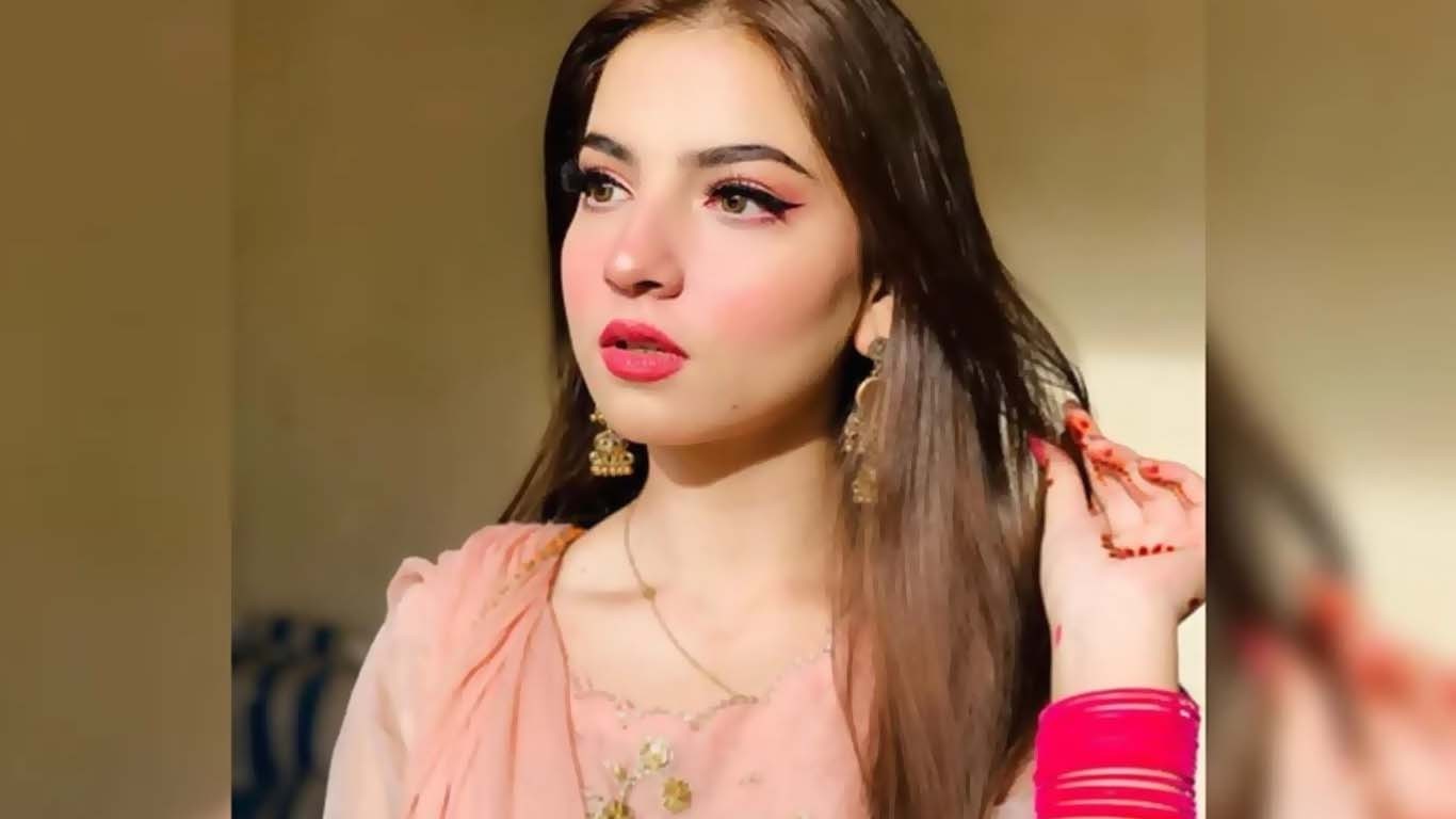 محبت کے لیے اپنے کیرئیر پر سمجھوتہ نہیں کر سکتی دنا نیر مبین