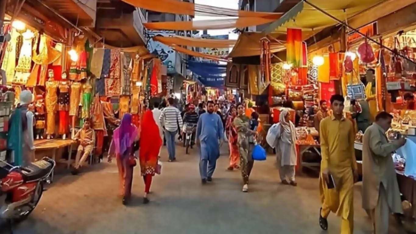 پنجاب میں کاروباری اوقات کی رات 8 بجے تک پابندی ختم