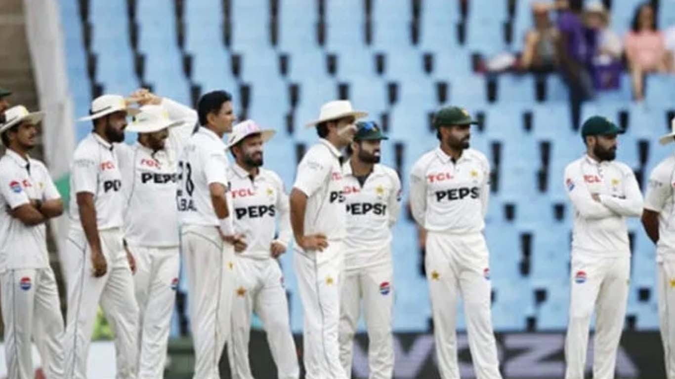 بنگلہ دیش سے وائٹ واش کے بعد قومی ٹیم کی ٹیسٹ رینکنگ میں تنرلی