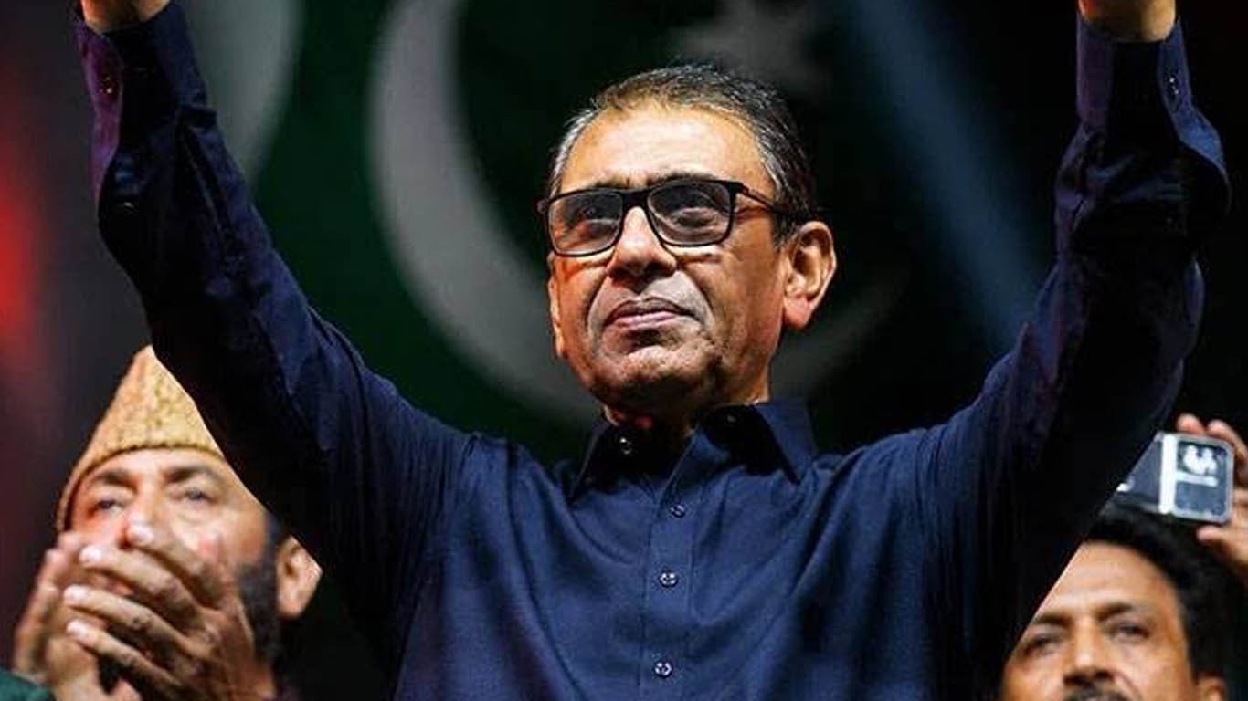 سندھو دیش کا نعرہ غداری نہیں لیکن سندھ میں نیا صوبہ بنانا غداری کہا جاتا ہے: خالد مقبول