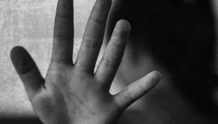 14 سالہ محنت کش کیساتھ پیزا شاپ کے مینیجر کی بدفعلی